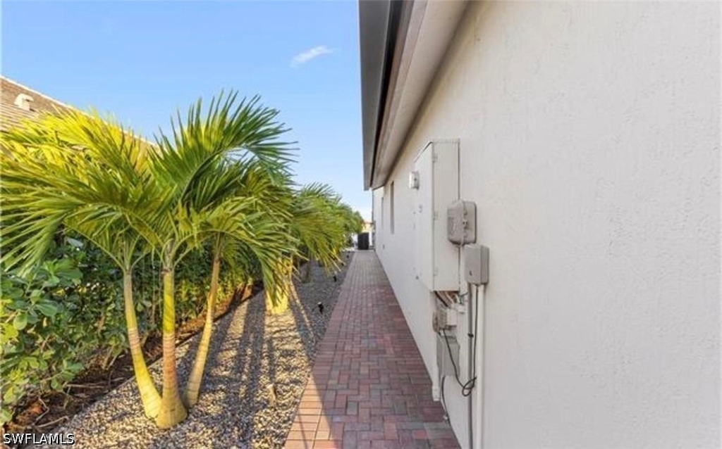 4796 Sophia Drive - Photo 9