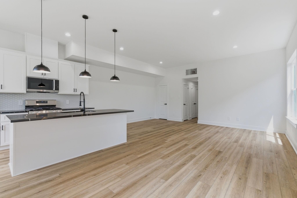 2917 Crane Street - Photo 5