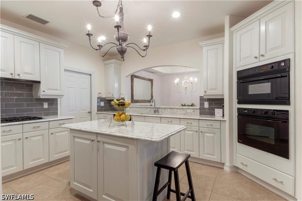 2864 Tiburon Boulevard E - Photo 5