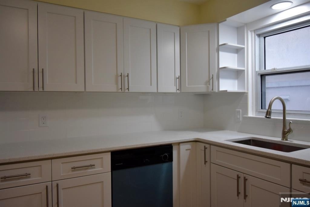 356 Slocum - Photo 4