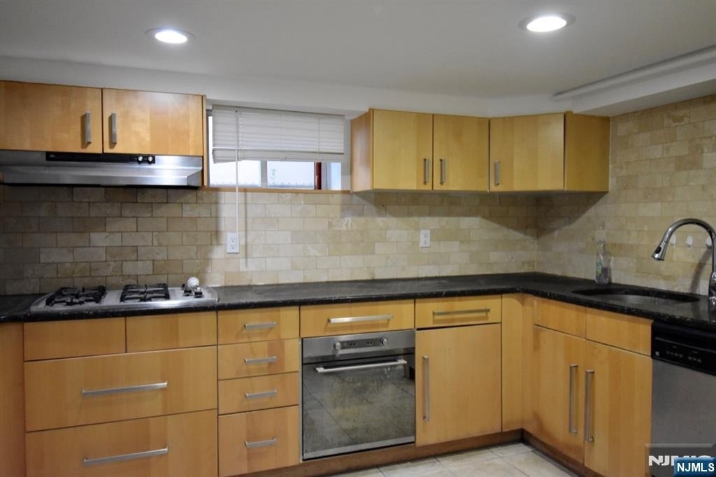 356 Slocum - Photo 23