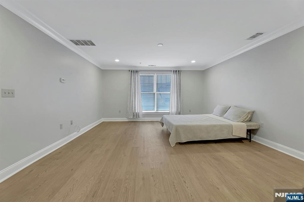 2307 The Plaza - Photo 23