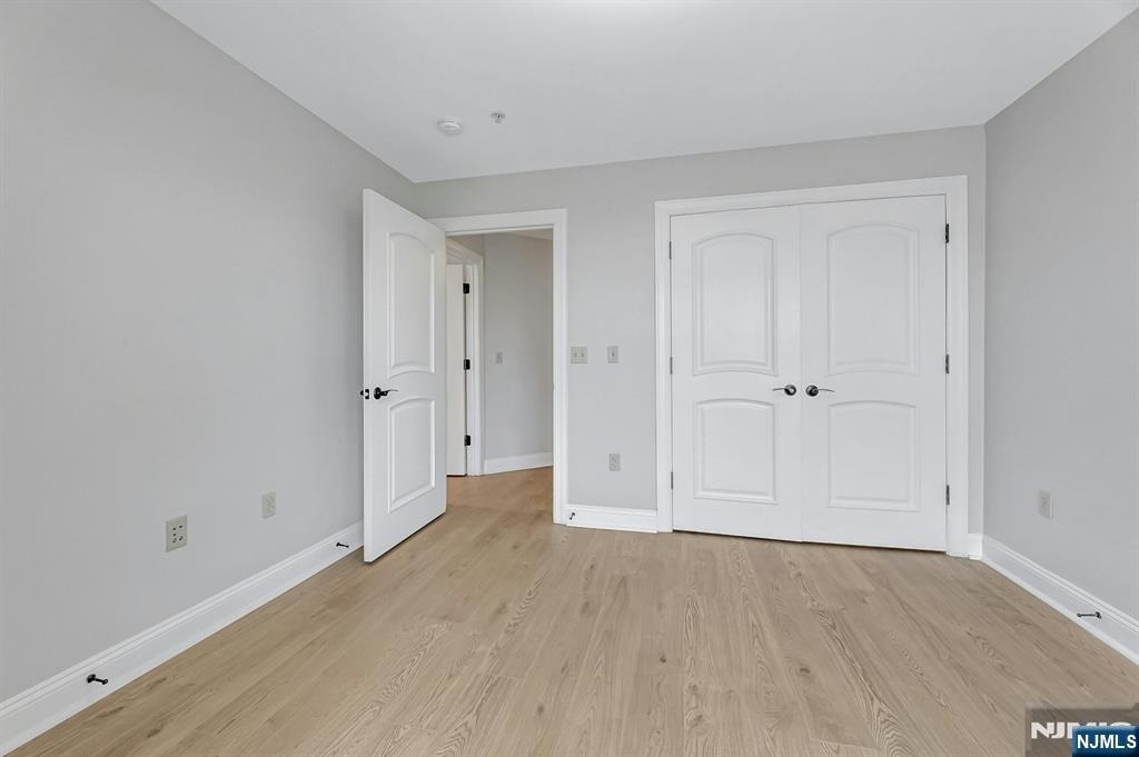 2307 The Plaza - Photo 29