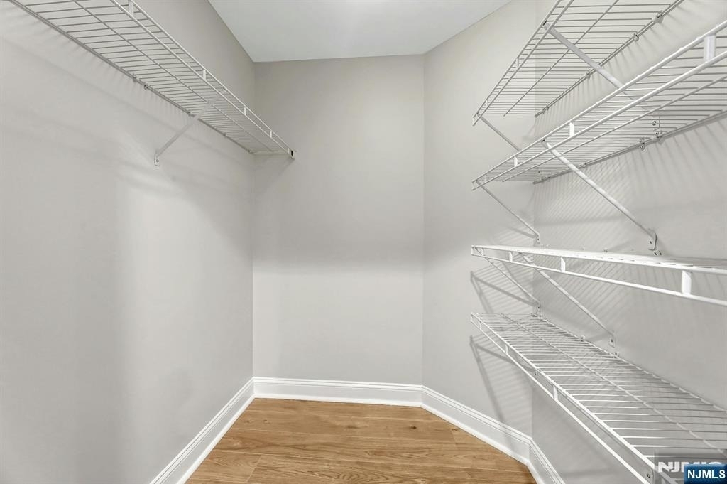 2307 The Plaza - Photo 25