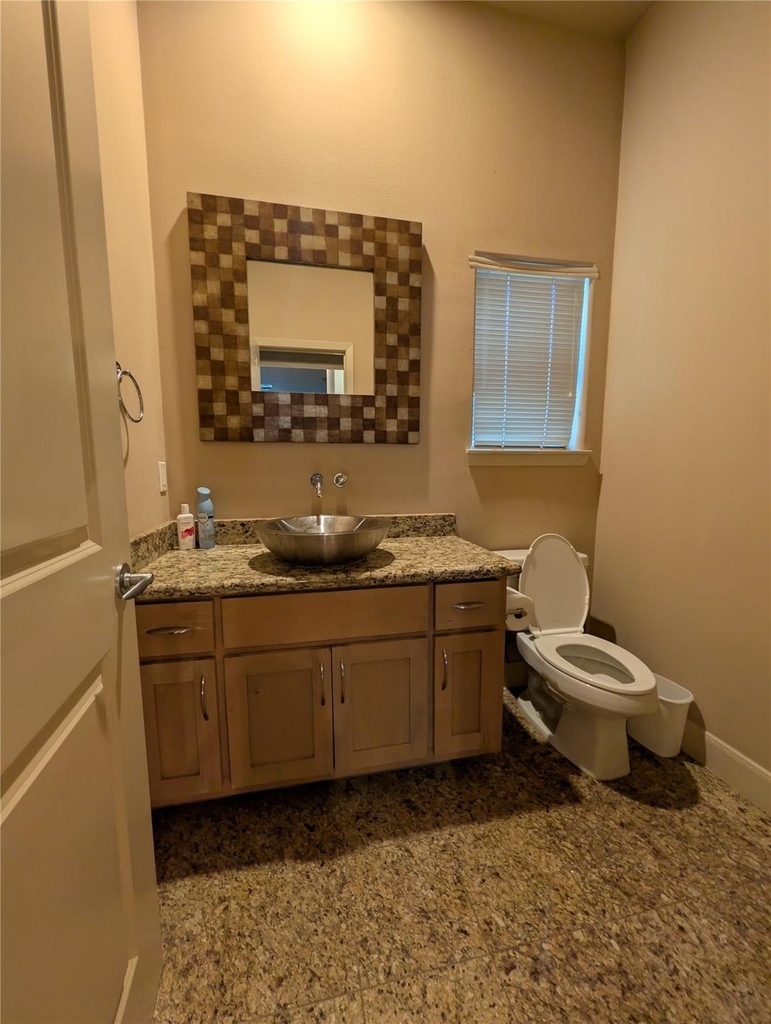 6905 Staffordshire Boulevard - Photo 2