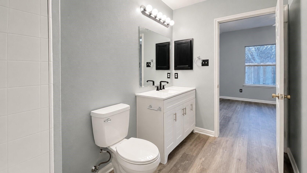 4031 Raspberry Court - Photo 12