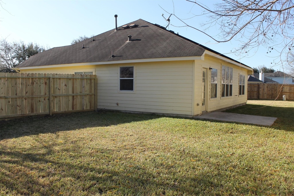 4031 Raspberry Court - Photo 21