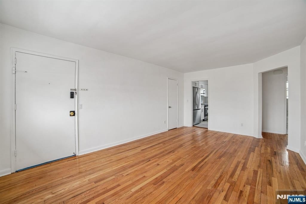 2430 8th - Photo 2
