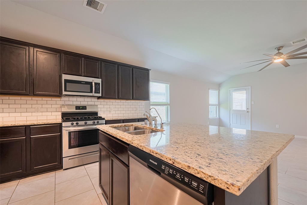 3010 Veeder Pass Lane - Photo 11