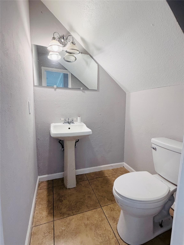 9200 W Bellfort Street - Photo 18