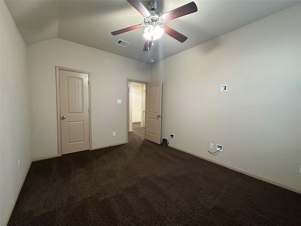 2423 Garden Shadow Drive - Photo 17
