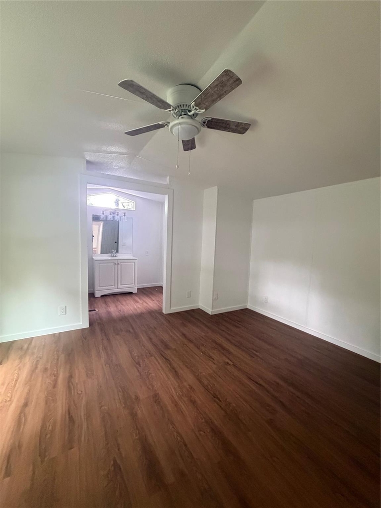 104 Kyle Drive - Photo 4