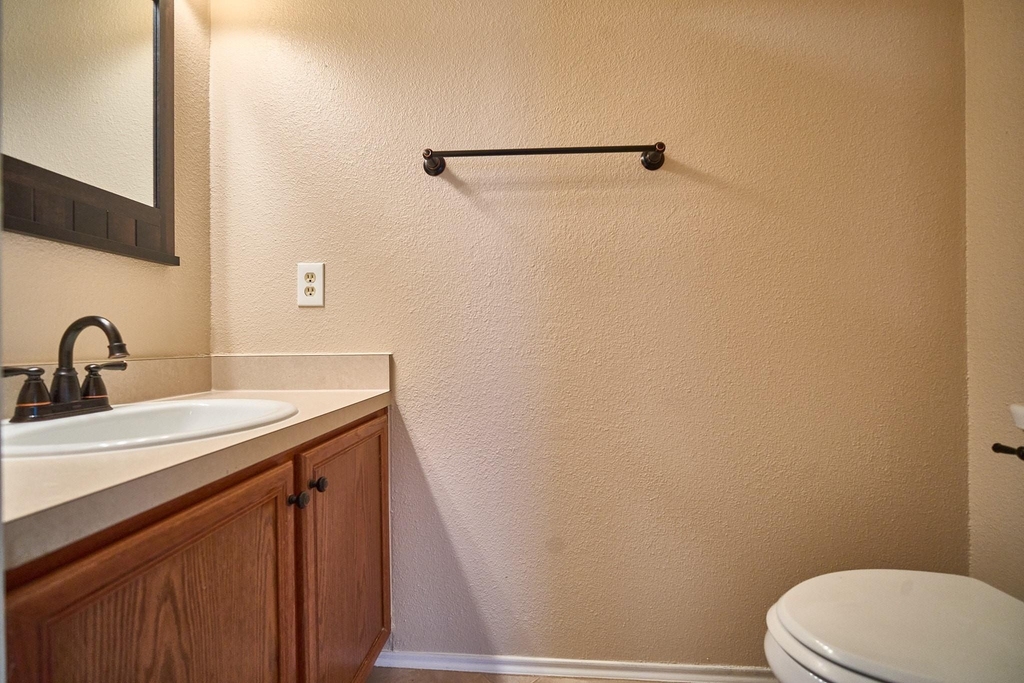 18814 Sandelford Drive - Photo 5