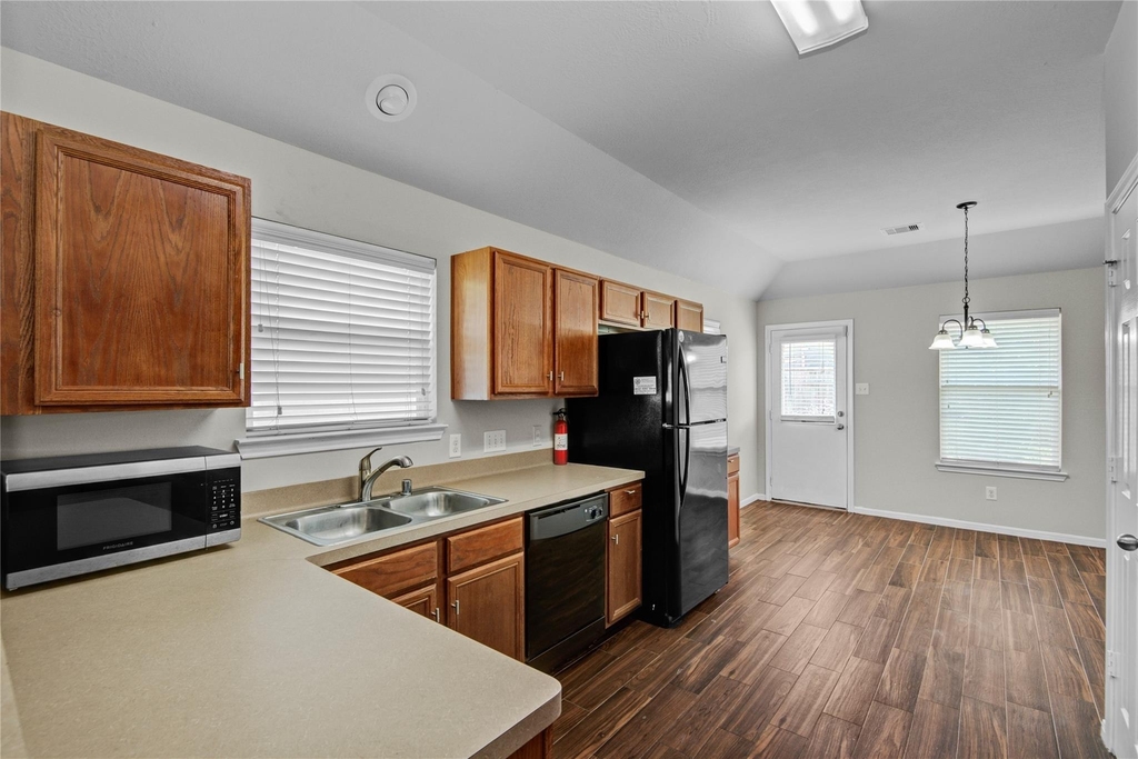5939 Brenwood Trails Lane - Photo 11