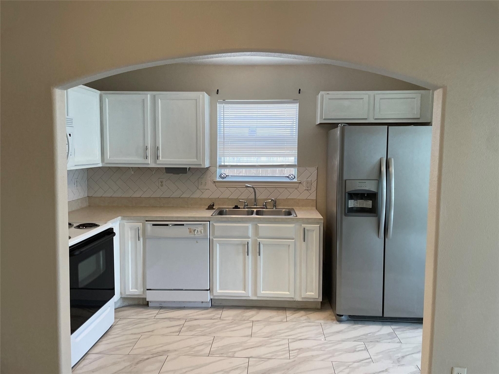 12418 Sunlit Wood Way - Photo 1