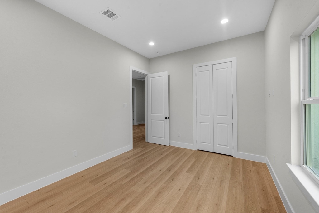 2348 Delafield Street - Photo 21