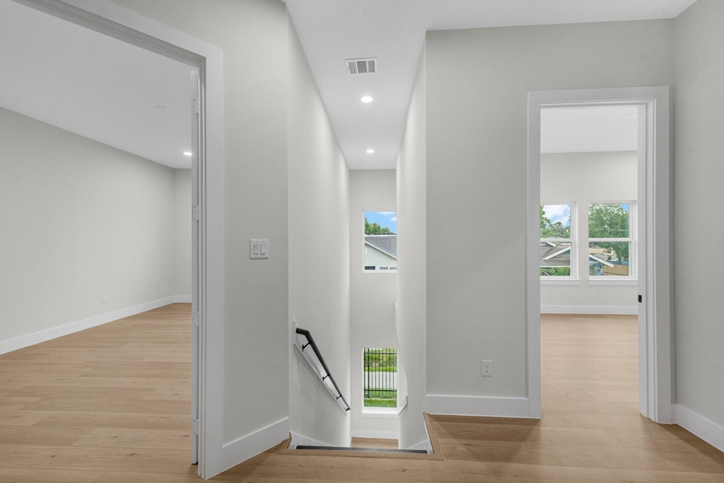 2348 Delafield Street - Photo 12