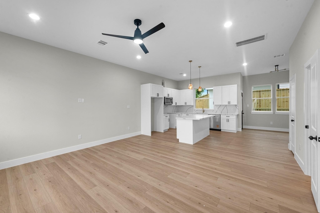 2348 Delafield Street - Photo 3