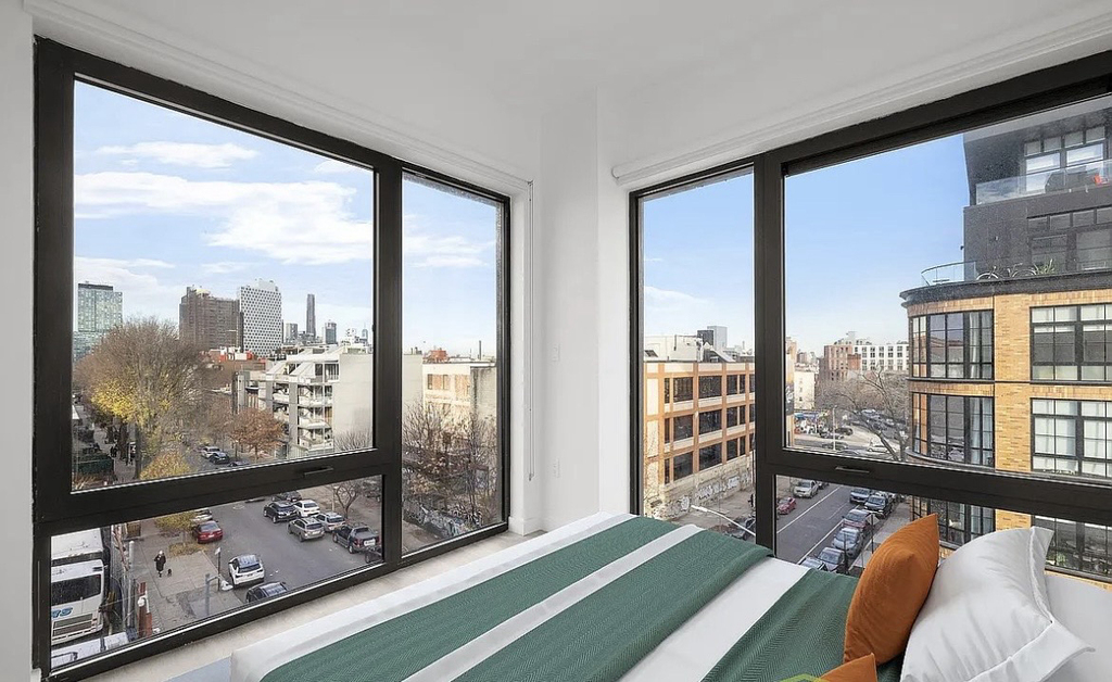 527 Grand Avenue - Photo 0