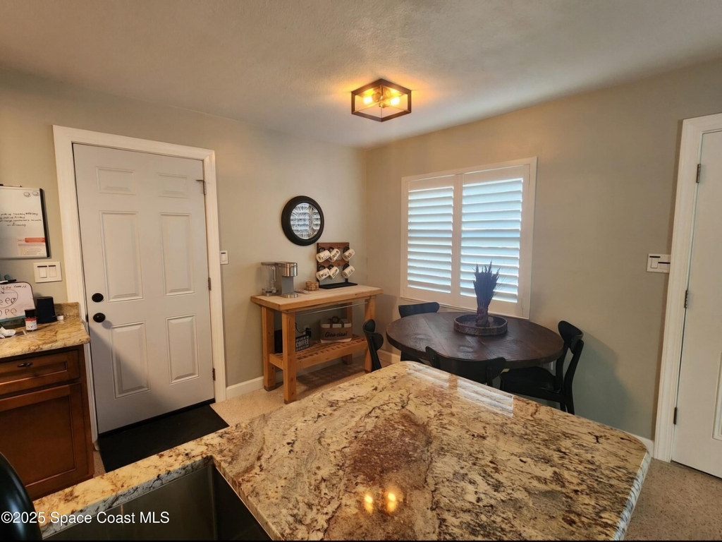 550 Capri Road - Photo 10