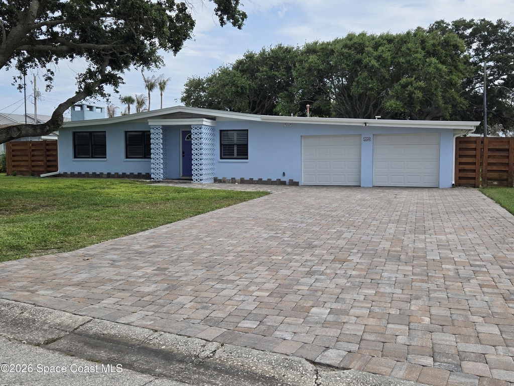 550 Capri Road - Photo 0