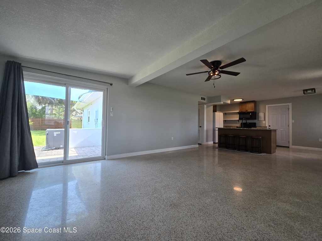 550 Capri Road - Photo 5