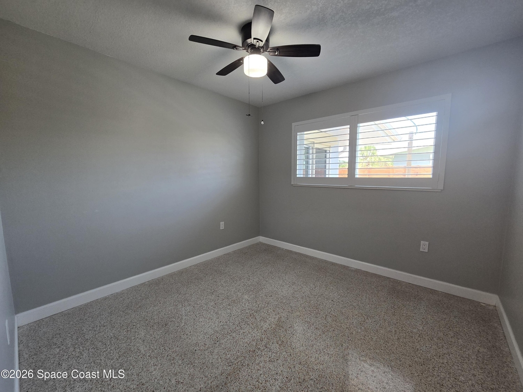 550 Capri Road - Photo 14