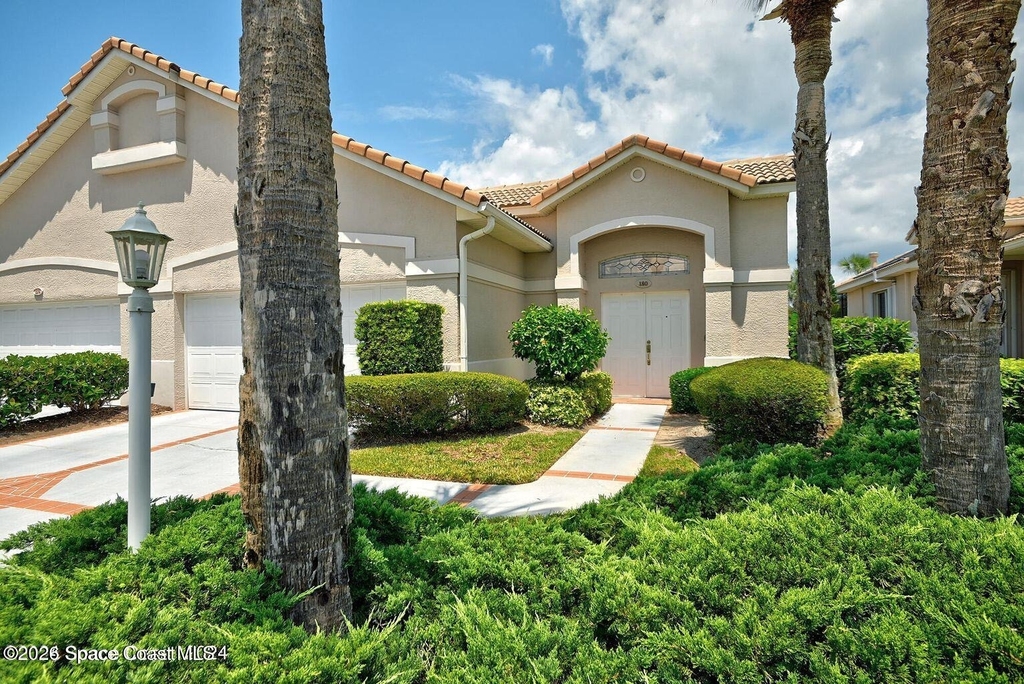 180 Tramore Place - Photo 0