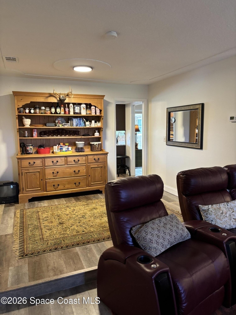 531 Inverness Avenue - Photo 4