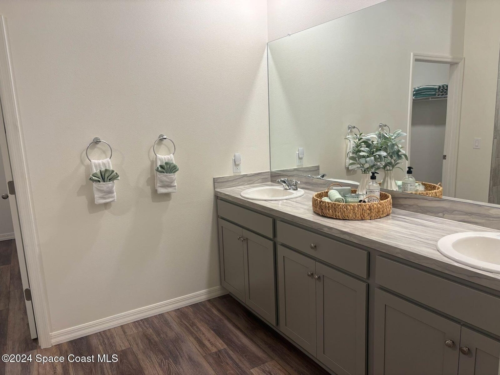 647 Airoso Road Se - Photo 14