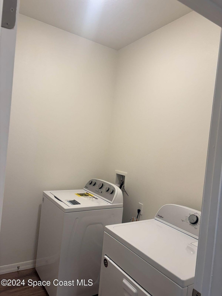 647 Airoso Road Se - Photo 24