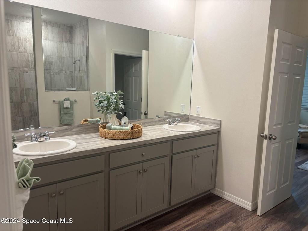 647 Airoso Road Se - Photo 15