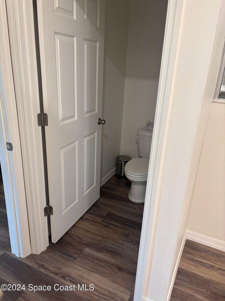 647 Airoso Road Se - Photo 17