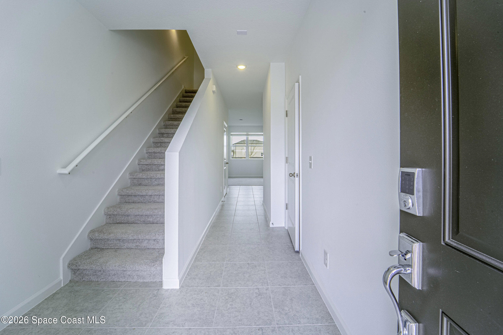 1918 Bluewater Lane - Photo 3