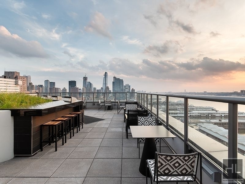 West 57th Street - Photo 11