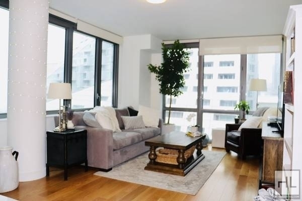 West 57th Street - Photo 2
