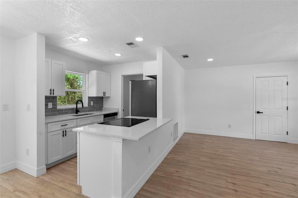 2240 Conway Drive - Photo 7