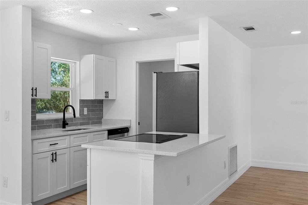 2240 Conway Drive - Photo 10