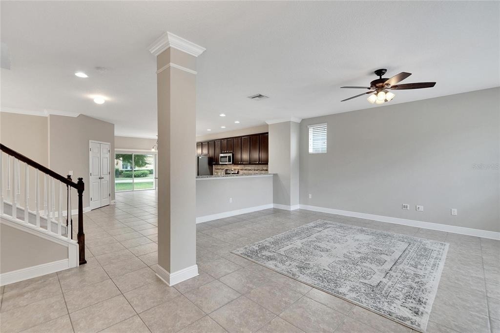 5320 Sagecrest Drive - Photo 2
