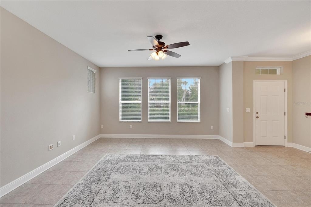 5320 Sagecrest Drive - Photo 5