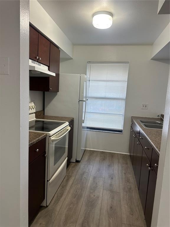8428 Camden Street - Photo 2