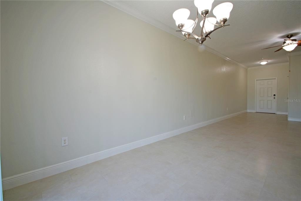 11925 Greengate Drive - Photo 4