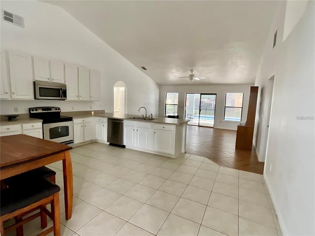 511 Coventry Road - Photo 3