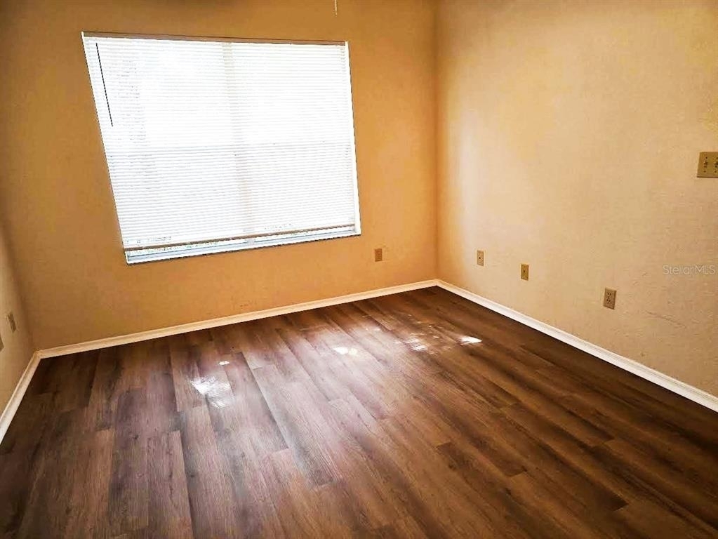 831 Camargo Way - Photo 9