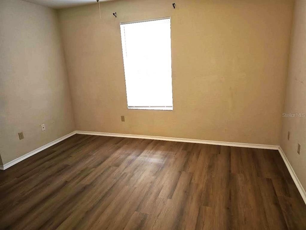 831 Camargo Way - Photo 8