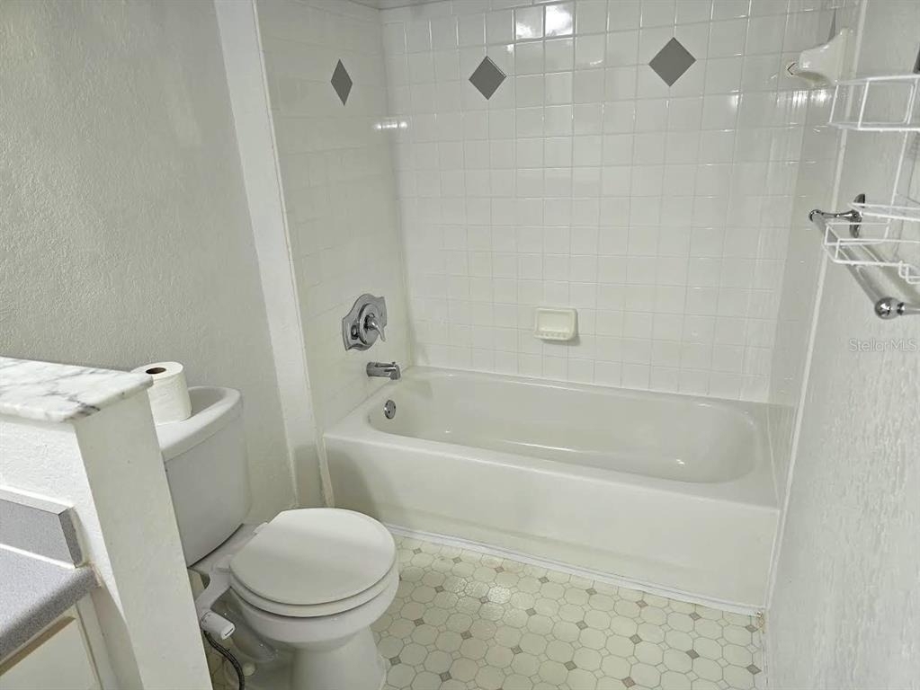831 Camargo Way - Photo 6