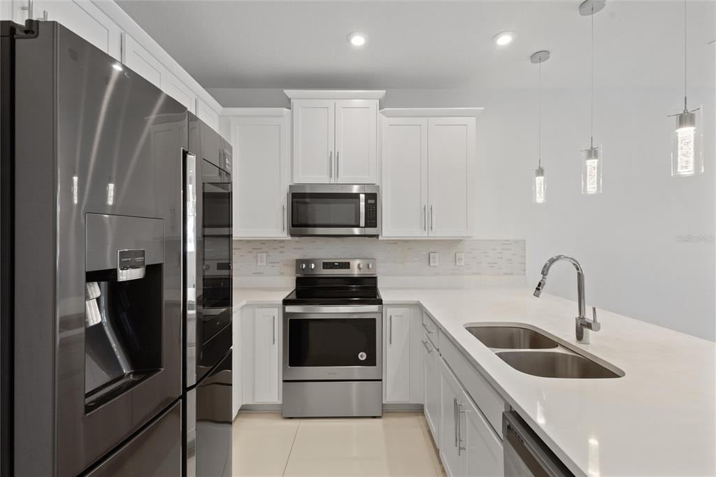 10251 Highline Crest Street - Photo 14