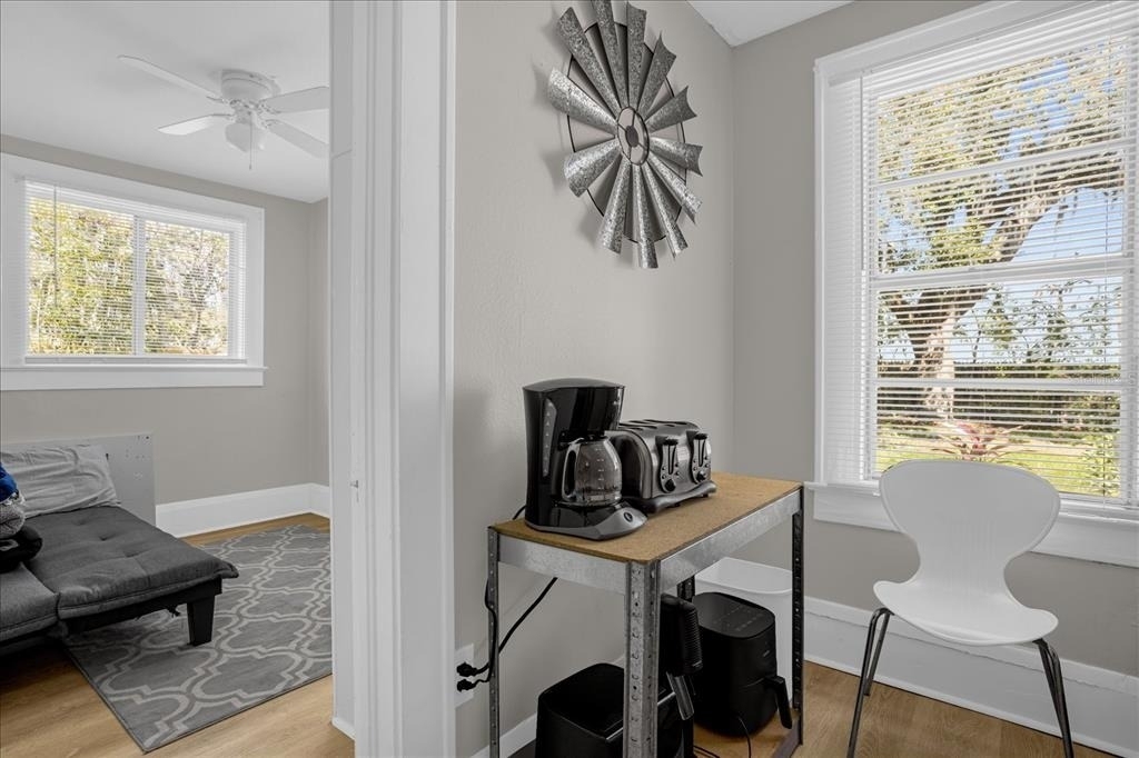 711 Arlington Street - Photo 15