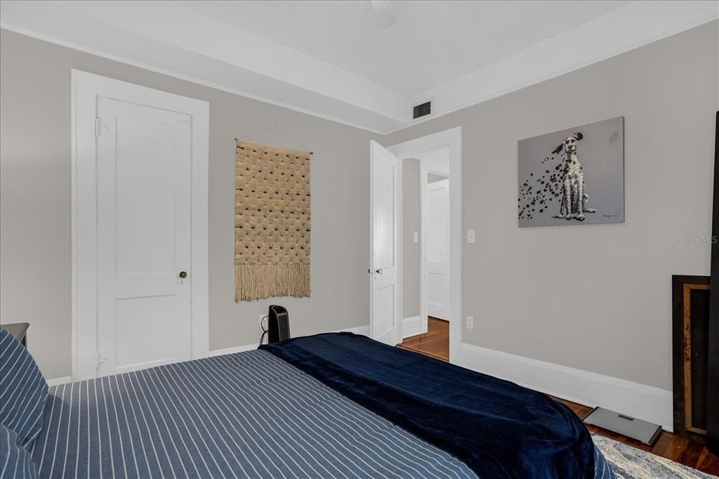 711 Arlington Street - Photo 9