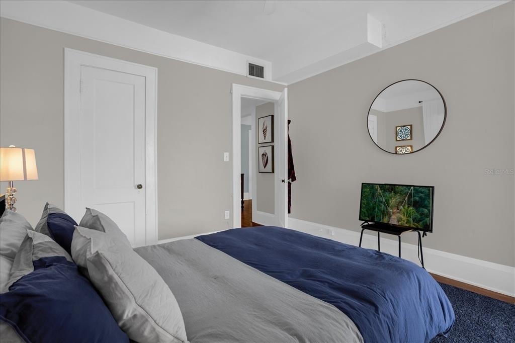 711 Arlington Street - Photo 10